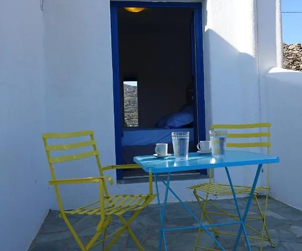 Elegant Apartmán Síkinos